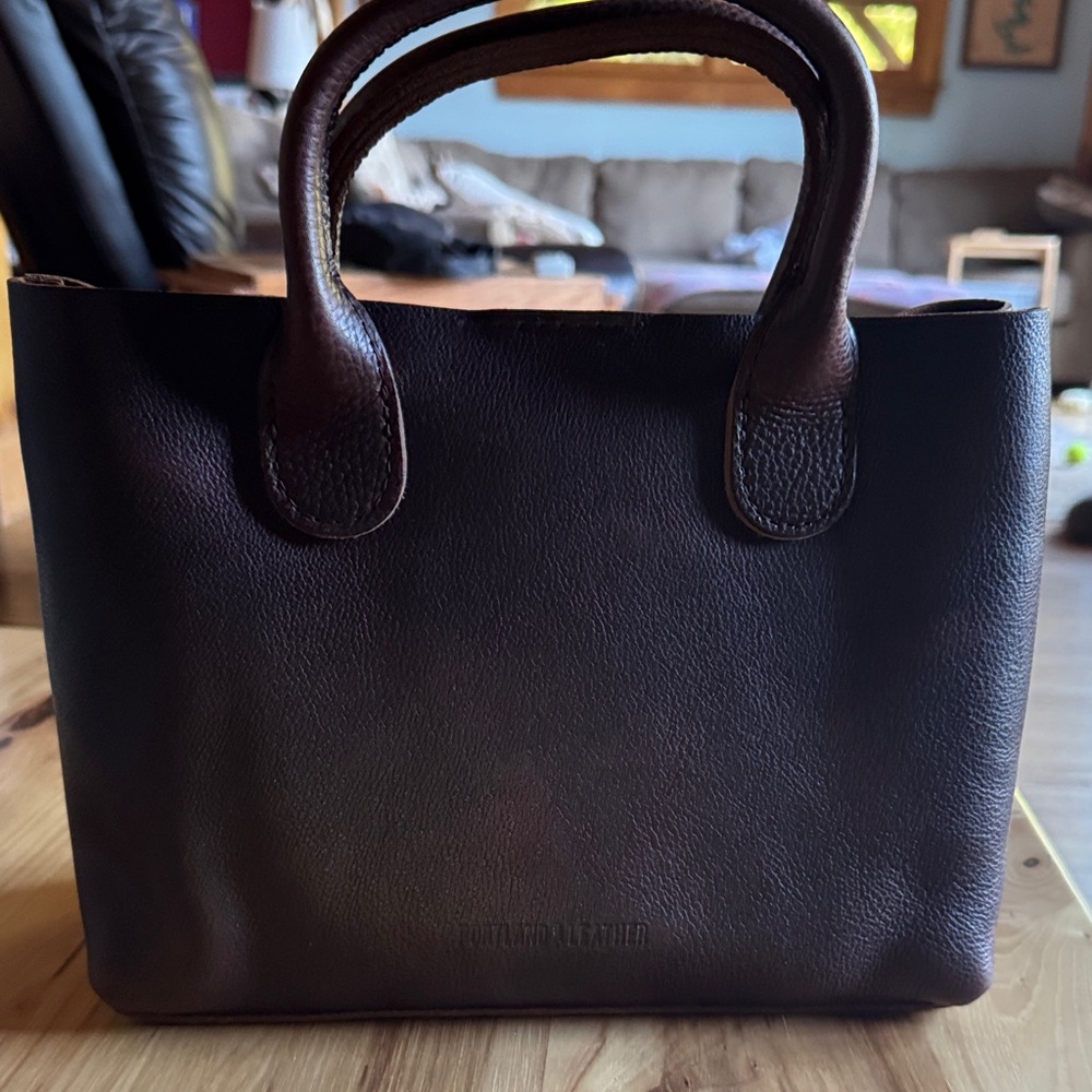Sophisticated Dark Brown Leather Tote
